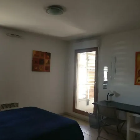 Le Village 76 m2 Climatisation 1er arrondissement gare à pied-3